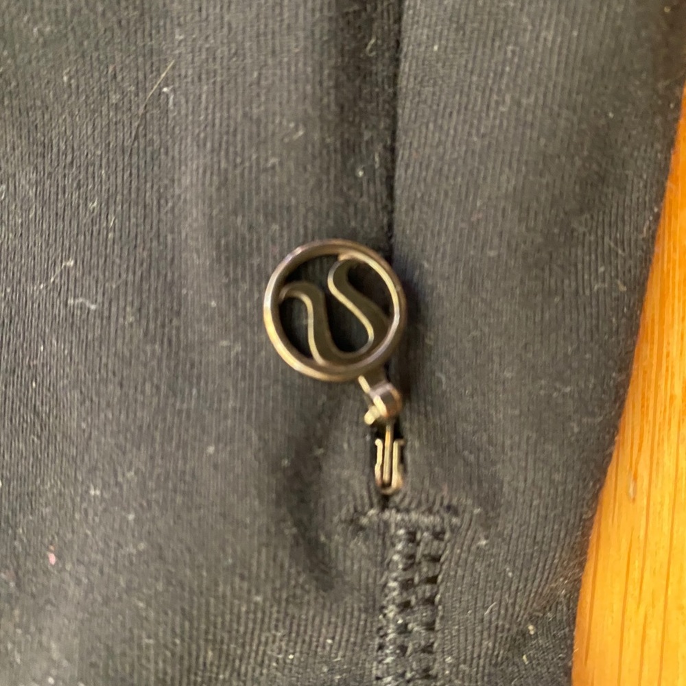 lululemon jacket - Picture 3 of 3